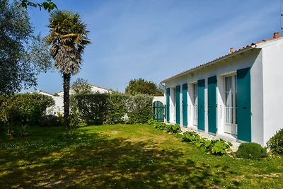 Spaziosa casa vacanze vicino al mare a Loix