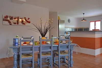 Confortevole villa con piscina