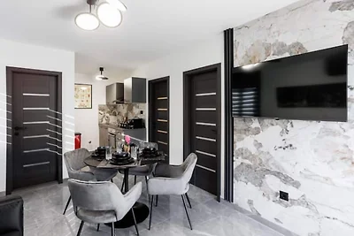 Ruhige Familienvilla an der Rogoznica-Küste