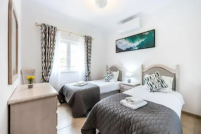 Appartamento a Budens vicino al golf Santo...