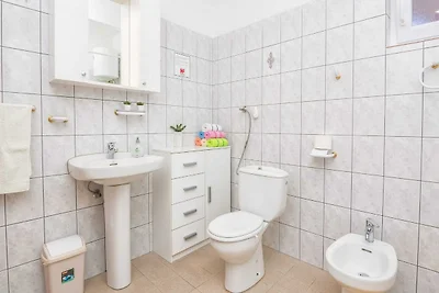 Holiday Home Marinela - Four Bedroom Holiday ...