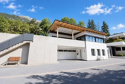 Villa in Tirol mit Pool