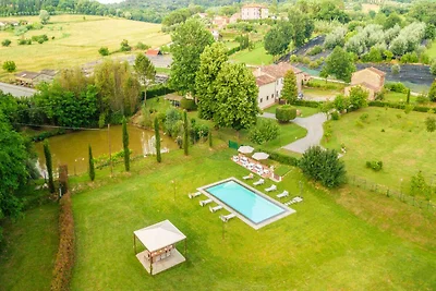 Villa in der Toskana nahe Montecarlo...