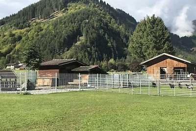 Bauernhof in Bichlbach mit Schwimmbecken