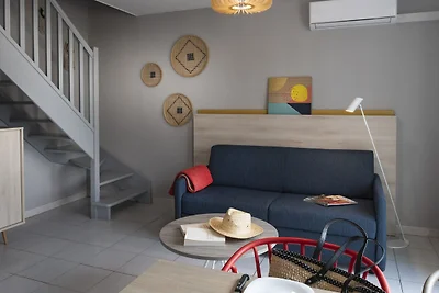 Franse villa met gedeeld zwembad