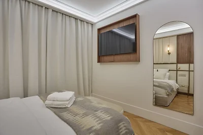 Hervorragendes AC-Apartment Roosevelt Saint...