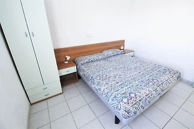 Ładny dom wakacyjny w Rosolina Mare z tarasem