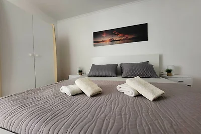 Apartments Sun & Sea - One Bedroom Apartment ...