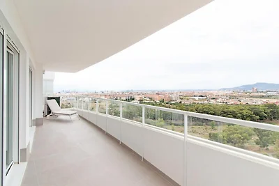 Appartement vlakbij het strand van Canet met...