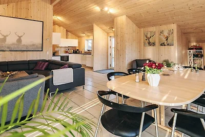 Maison de vacances pour 8 a Brovst