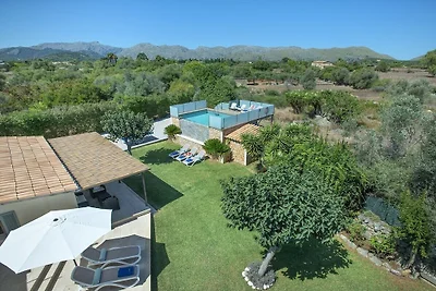 Villa in Pollensa mit Schwimmbecken