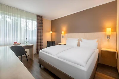 Sunday Hotel Bielefeld Superior King Zimmer