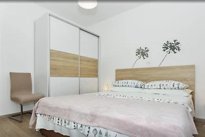 Two Bedroom Apartment with Balcony and Sea Vi...