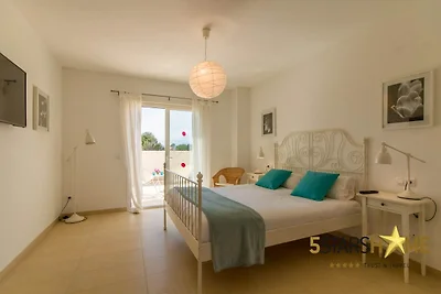Villa, 200 Meter vom Strand entfernt