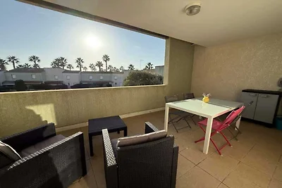 Appartement met zwembad vlakbij het strand