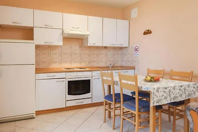 Summerheaven Apartments - One Bedroom Apartme...