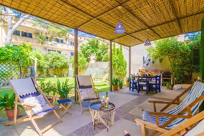 Penya - Haus In S'illot-cala Morlanda.