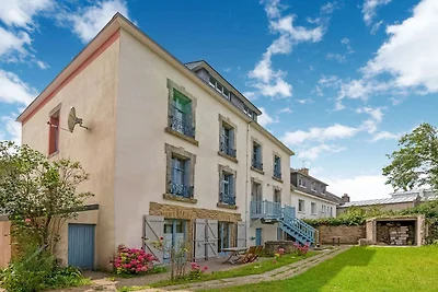 Wohnung in Lozen mit herrlichem Meerblick.