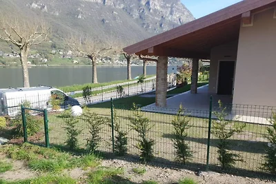 Mooie vakantiehuis bij het Idromeer