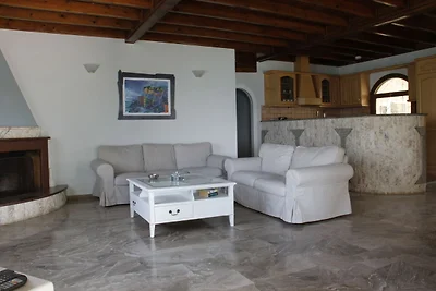 Geräumige Villa auf Korfu nahe dem Meer