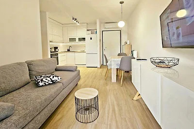 One Bedroom Apartment with Private Garden