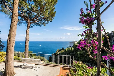 Villa ad Amalfi con piscina e vista mare