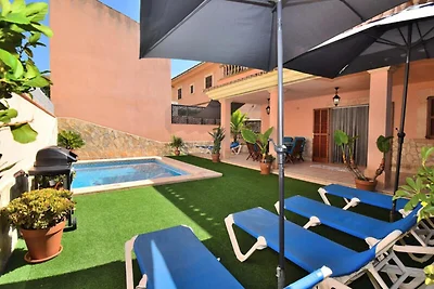 Villa in Muro mit Pool und Terrasse