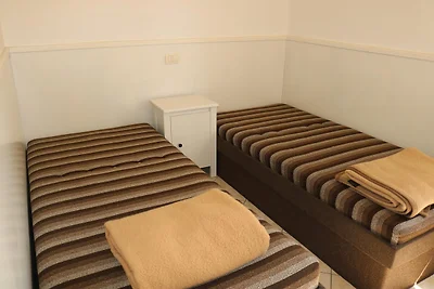 Charmantes Apartment mit Pool in der Nähe von...