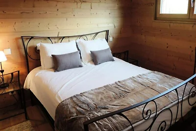 Chalet in Les Gets mit Bergblick