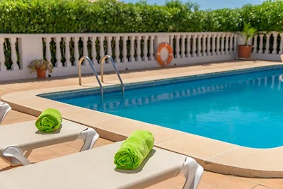 Villa Victoria - Apartment In Cala En Porter