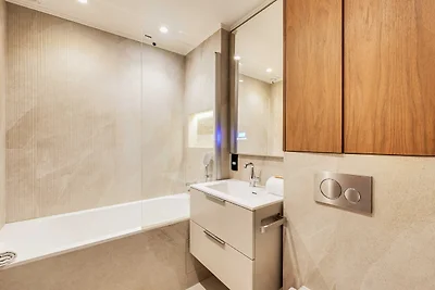 Geräumige klimatisierte Wohnung, 3 Schlafzimm...