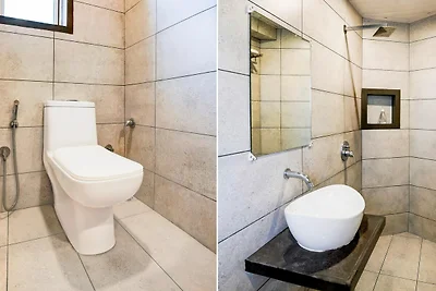Super Townhouse Oak Vashi