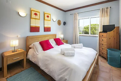 Charmante Wohnung in Benagil mit Pool