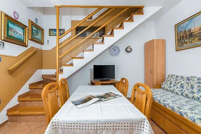 Wohnung in der malerischen Stadt Cres