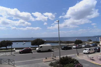 Schöne Wohnung mit Meeresblick