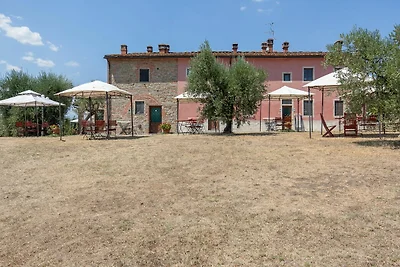 Gemütliches Ferienhaus in Capraia e Limite mi...