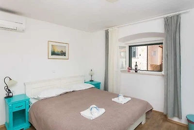 Guest House Lumin - Double Room with City Vie...