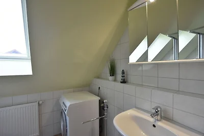 Idyllisches Ferienhaus mit überdachter...