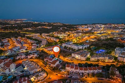 Villa ad Albufeira con giardino
