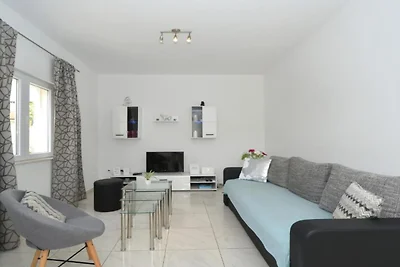 Holiday Home Mery - Two Bedroom House