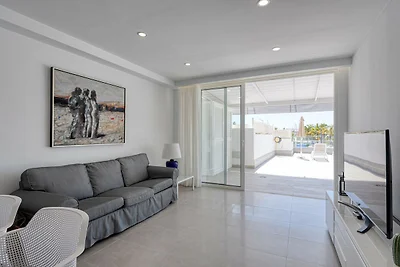 Apartment mit privater Terrasse und Meerblick