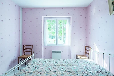 Ferienhaus mit Garten in Saint-Nexans
