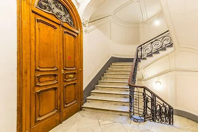 Piazza Amedeo Stijlvol appartement