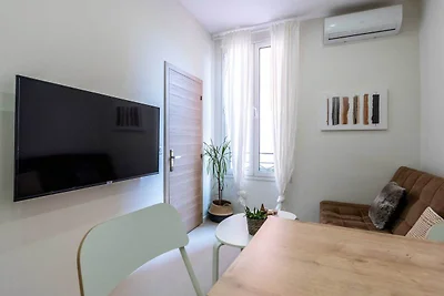 Modernes Apartment -2BDR/6P - 300m vom STRAND...
