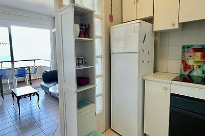 Apartment für fünf Personen in Strandnähe