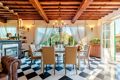 Bauernhaus in Lucca mit Pool und Jacuzzi