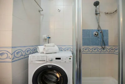 Wohnung in Catania mit Balkon und Parken