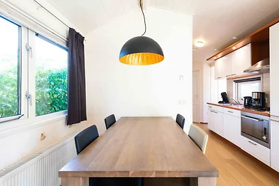 Verzorgd chalet met vaatwasser in Noordwijk