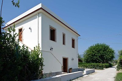 Moderne Villa in Patti mit Terrasse