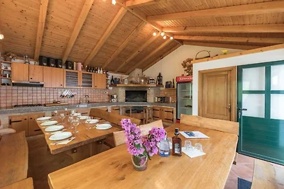 Six Bedroom Holiday Home